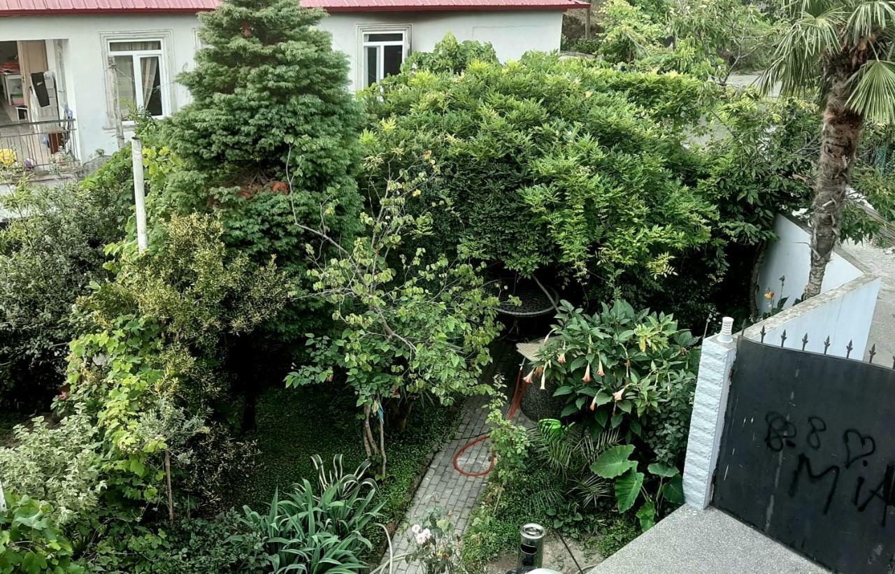 Tj Guest House Махінджаурі Екстер'єр фото